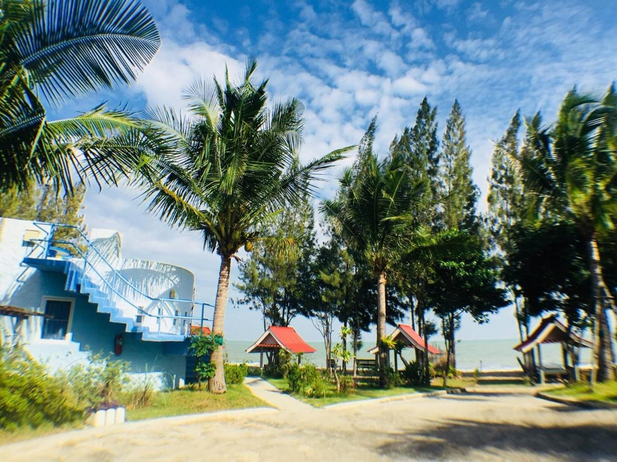 Haadsaikaew Bankrut Resort Bang Saphan Exterior foto